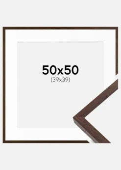 Ramme E-Line Valnød 50x50 cm - Passepartout Hvid 40x40 cm