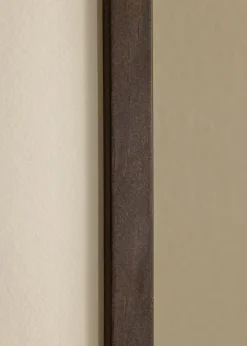 Ramme E-Line Valnød 30x40 cm - Passepartout Hvid 18x27 cm