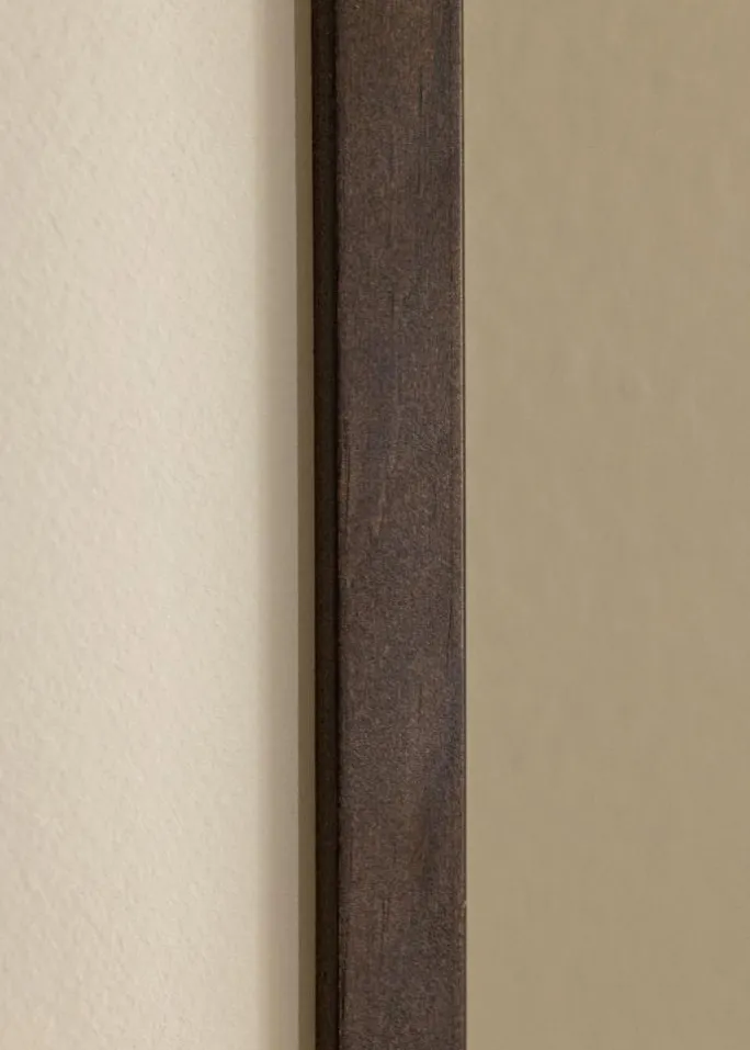 Ramme E-Line Valnød 30x40 cm - Passepartout Hvid 18x27 cm