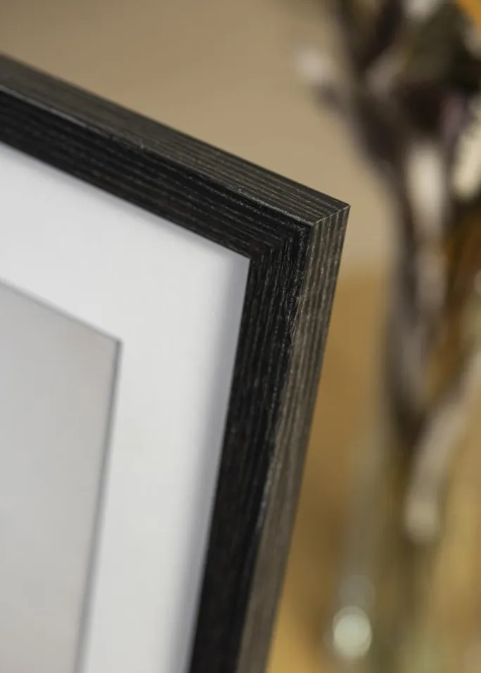 Ramme Fiorito Mørkegrå 40x50 cm - Passepartout Hvid 28x35 cm