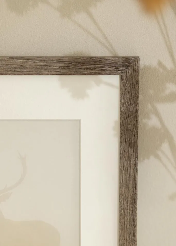 Ramme Fiorito Valnød 40x50 cm - Passepartout Hvid 27x35 cm