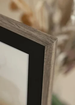 Ramme Fiorito Valnød 50x60 cm - Passepartout Sort 40x50 cm