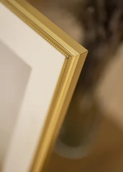 Ramme Gala Guld 70x100 cm - Passepartout Hvid 50x85 cm