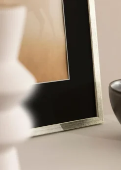 Ramme Galant Sølv 50x70 cm - Passepartout Sort 33x56 cm