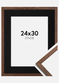 Ramme Galant Valnød 24x30 cm - Passepartout Sort 18x24 cm