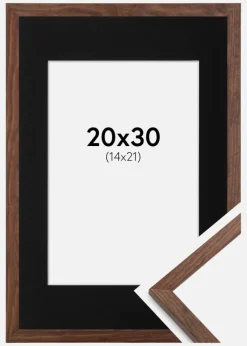 Ramme Galant Valnød 20x30 cm - Passepartout Sort 15x22 cm