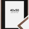 Ramme Galant Valnød 40x50 cm - Passepartout Sort 29,7x42 cm (A3)