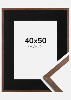 Ramme Galant Valnød 40x50 cm - Passepartout Sort 27,5x37 cm