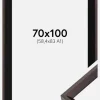 Ramme Globe Espresso 70x100 cm - Passepartout Sort 59,4x84 cm (A1)