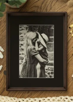 Ramme Globe Espresso 30x30 cm - Passepartout Sort 20x20 cm