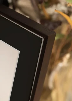 Ramme Globe Espresso 60x90 cm - Passepartout Sort 40x70 cm