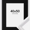 Ramme Globe Hvid 40x50 cm - Passepartout Sort 27,5x37 cm