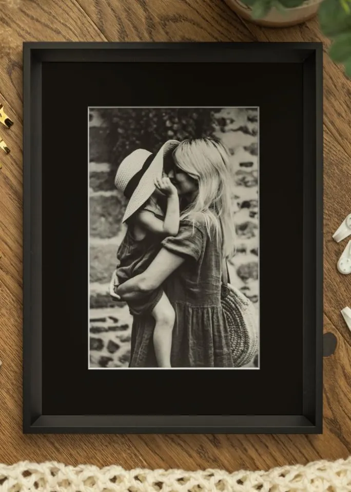 Ramme Globe Sort 30x40 cm - Passepartout Sort 20x30 cm