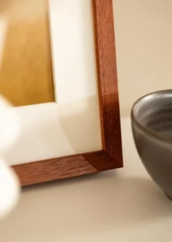 Ramme Hermes Kirsebær 40x60 cm - Passepartout Hvid 25x50 cm