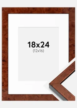 Ramme Hermes valnød 18x24 cm - Passepartout Hvid 13x17 cm