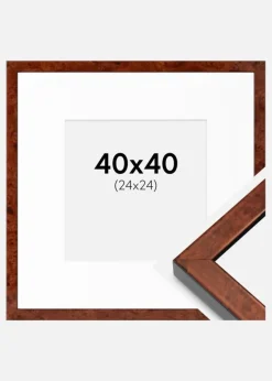 Ramme Hermes valnød 40x40 cm - Passepartout Hvid 25x25 cm