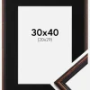 Ramme Horndal Valnød 30x40 cm - Passepartout Sort 21x30 cm