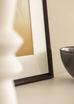 Ramme Horndal Valnød 40x50 cm - Passepartout Hvid 27x35 cm