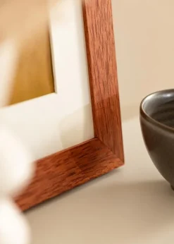 Ramme Juno Kirsebær 70x100 cm - Passepartout Hvid 60x90 cm