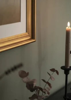 Ramme Mora Premium Guld 40x50 cm - Passepartout Hvid 27x35 cm