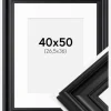 Ramme Mora Premium Sort 40x50 cm - Passepartout Hvid 27,5x37 cm
