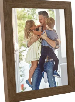 Ramme Moviken Lys Valnød - Valgfri Størrelse (Plexiglas)