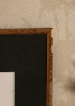 Ramme New Lifestyle Bronze 70x100 cm - Passepartout Sort 61x91,5 cm