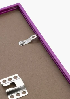 Ramme New Lifestyle Fuchsia 50x70 cm - Passepartout Hvid 33x56 cm