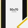 Ramme New Lifestyle Gul 50x70 cm - Passepartout Sort 33x56 cm