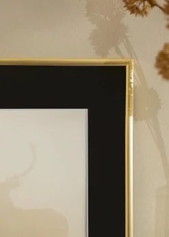 Ramme New Lifestyle Guld 45x60 cm - Passepartout Sort 32x45 cm