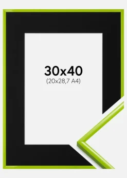 Ramme New Lifestyle May Green 30x40 cm - Passepartout Sort 21x29,7 cm (A4)