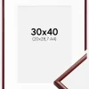 Ramme New Lifestyle Mørkerød 30x40 cm - Passepartout Hvid 21x29,7 cm (A4)