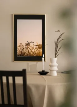 Ramme New Lifestyle Shiny Gold 50x50 cm - Passepartout Sort 35x35 cm