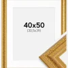 Ramme Ornate Guld 40x50 cm - Passepartout Hvid 31,5x40 cm