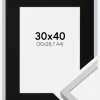 Ramme Oslo Hvid 30x40 cm - Passepartout Sort 21x29,7 cm (A4)