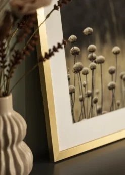 Ramme Selection Guld 50x70 cm - Passepartout Hvid 33x56 cm