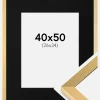 Ramme Selection Guld 40x50 cm - Passepartout Sort 27x35 cm