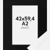 Ramme Selection Hvid 42x59,4 cm (A2) - Passepartout Sort 25x38 cm