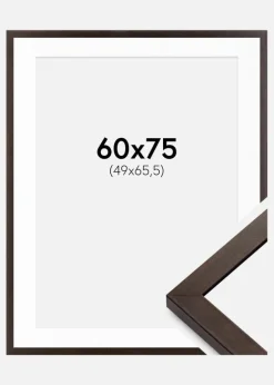 Ramme Selection Valnød 60x75 cm - Passepartout Hvid 50x66,5 cm