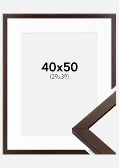 Ramme Selection Valnød 40x50 cm - Passepartout Hvid 30x40 cm