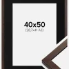Ramme Selection Valnød 40x50 cm - Passepartout Sort 29,7x42 cm (A3)