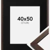 Ramme Selection Valnød 40x50 cm - Passepartout Sort 28x35 cm