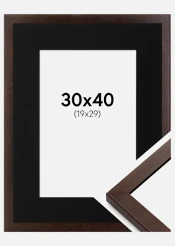 Ramme Selection Valnød 30x40 cm - Passepartout Sort 20x30 cm