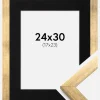 Ramme Stilren Guld 24x30 cm - Passepartout Sort 18x24 cm