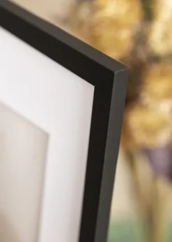 Ramme Stilren Sort 55x70 cm - Passepartout Hvid 46x60 cm