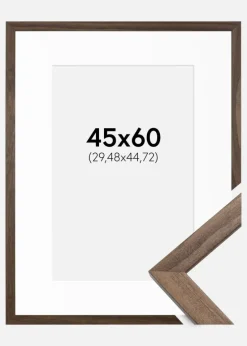 Ramme Stilren Valnød 45x60 cm - Passepartout Hvid 12x18 inches (30,48x45,72 cm)