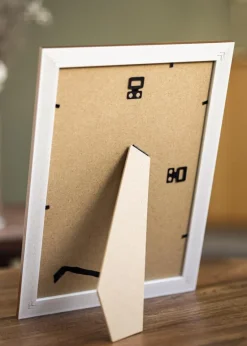 Ramme Swirl Guld 20x30 cm - Passepartout Hvid 10x21 cm