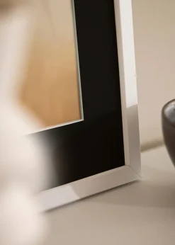 Ramme Trendy Hvid 35x50 cm - Passepartout Sort 30x35 cm