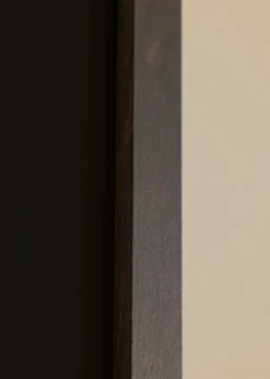 Ramme Trendy Valnød 50x70 cm - Passepartout Sort 33x56 cm