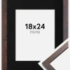 Ramme Trendy Valnød 18x24 cm - Passepartout Sort 13x17 cm
